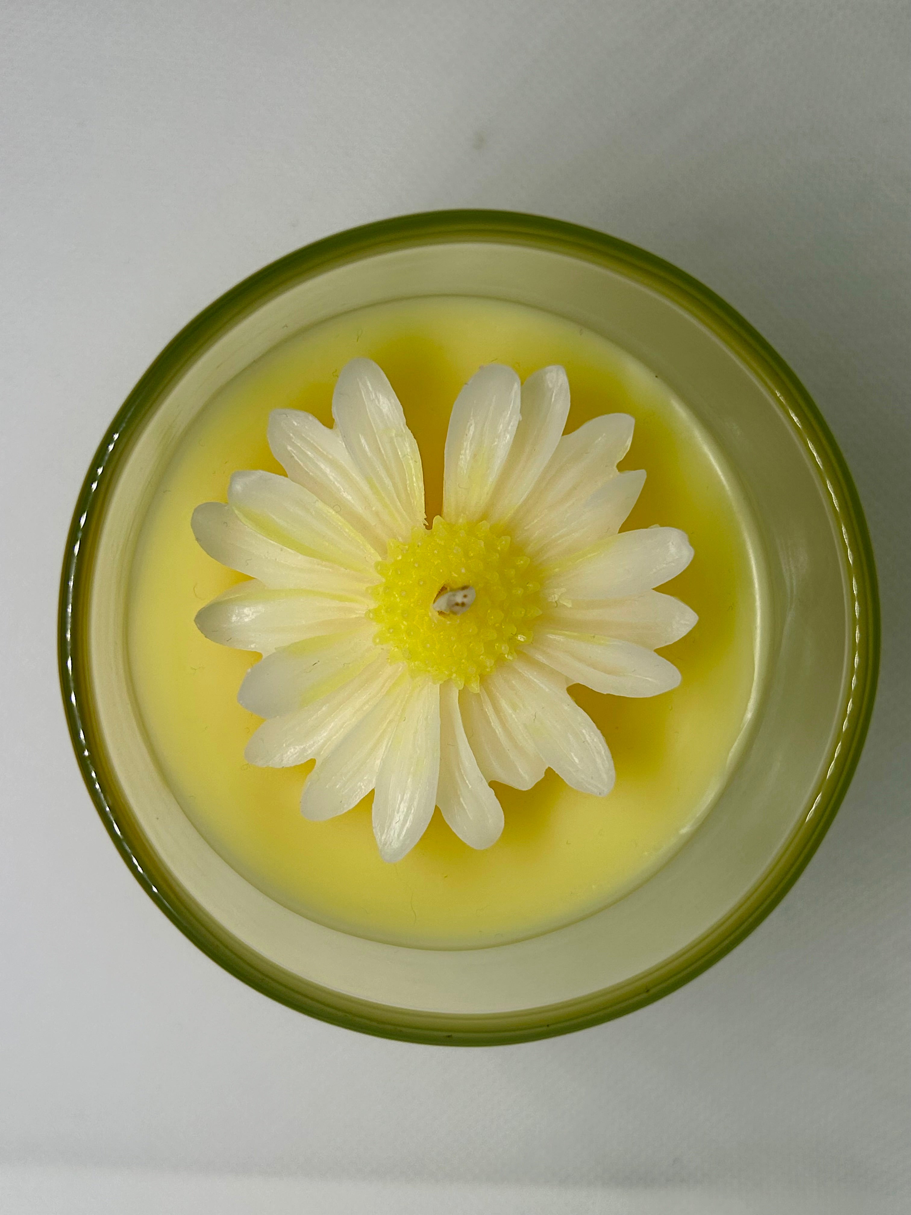 Daisy Dreams Candle