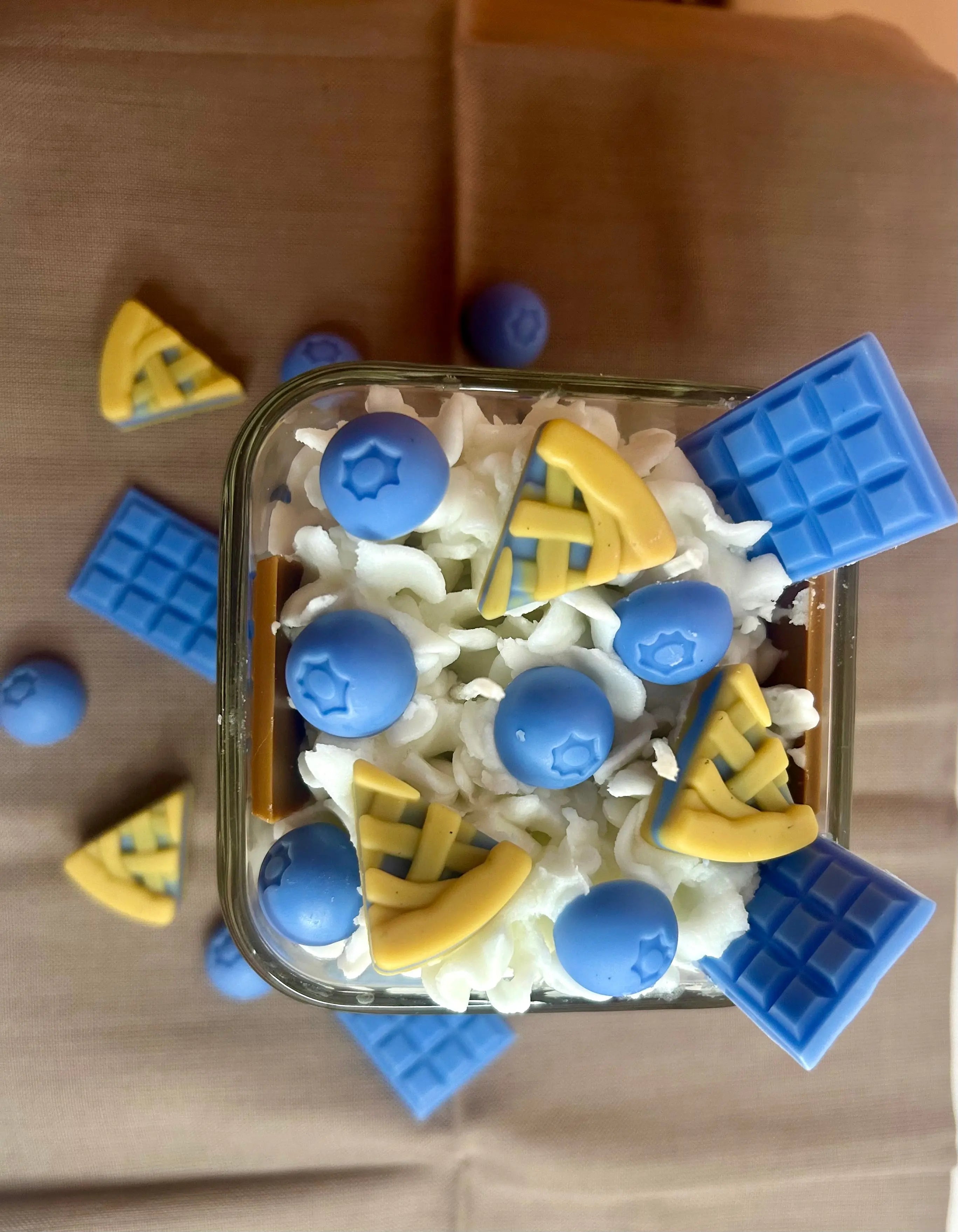 Whipped Blueberry Chocolate Dessert Candle – Vanilla Blueberry Pie Scent Soy Wax Home Decor Pretty Bow Candles