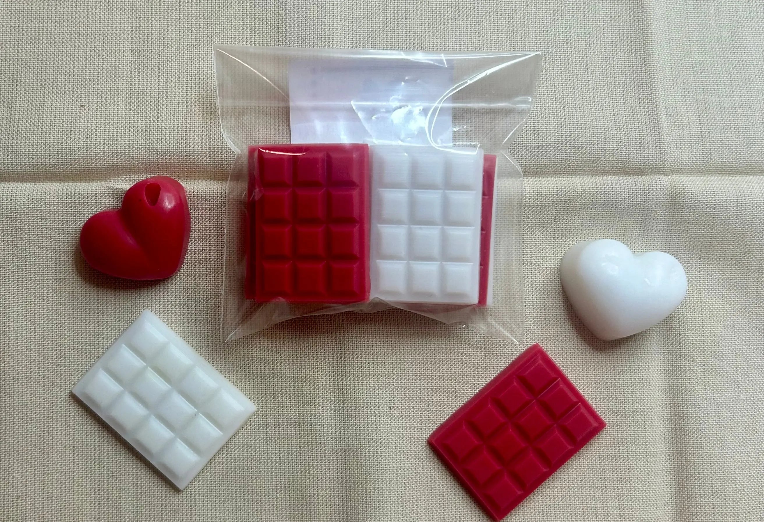 Strawberries and Cream Wax Melts – Chocolate Dessert Snap Bar, Bakery Scented Wax Tarts Pretty Bow Candles