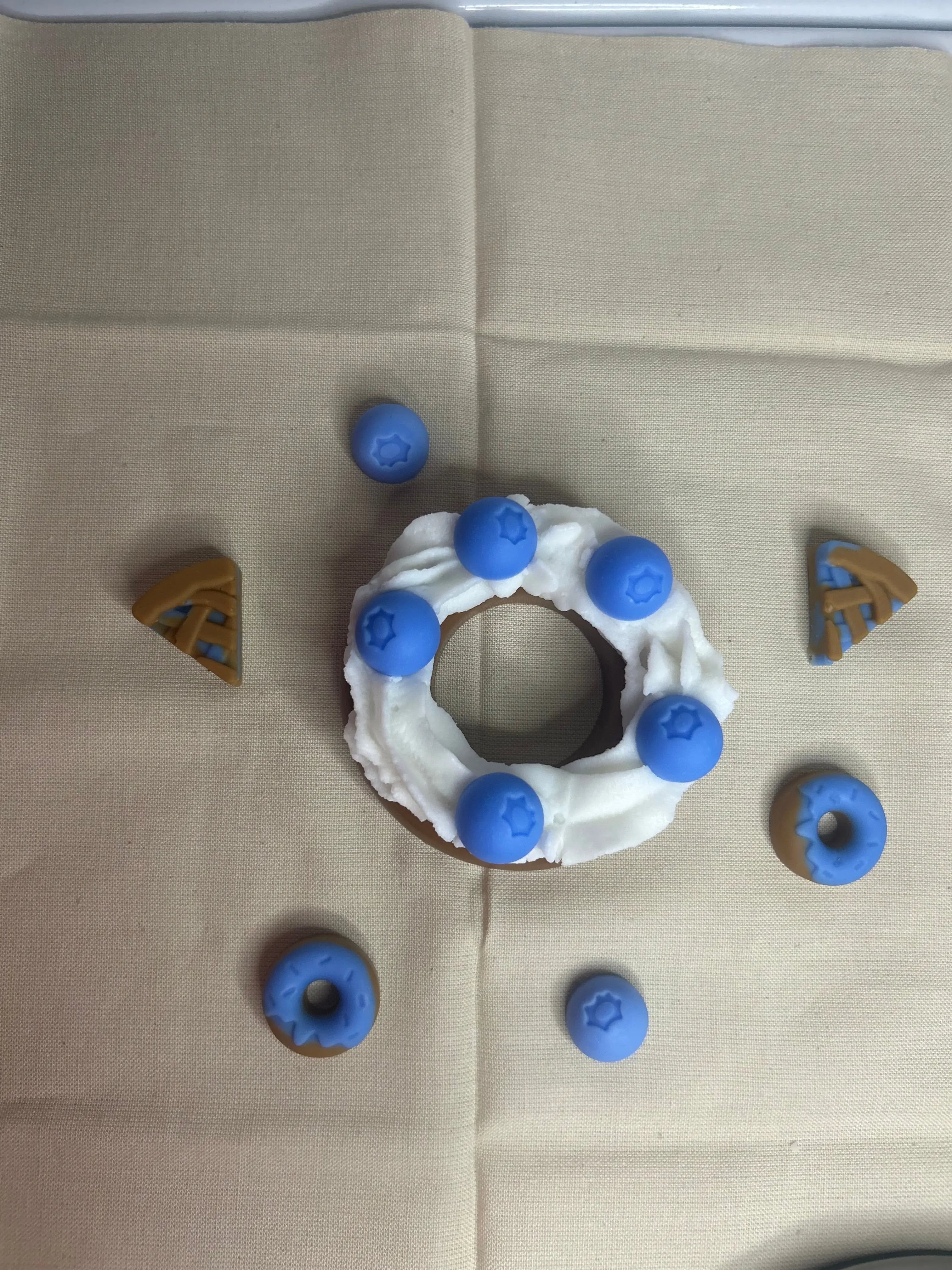 Blueberry Pie Donut Wax Melt: Bakery Scented Dessert Fragrance Pretty Bow Candles