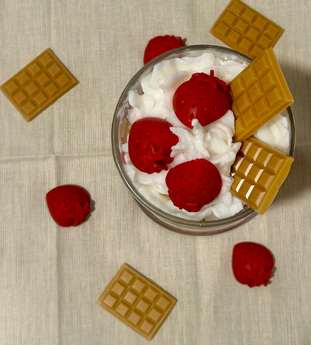 The Berry Sweet Shortbread Sundae